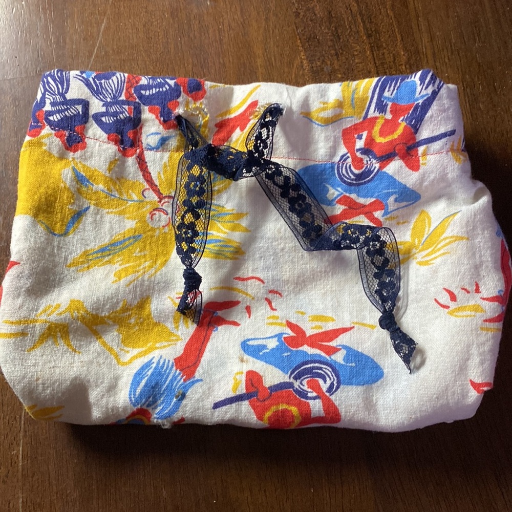 Small Bag - Picture 3 of 4